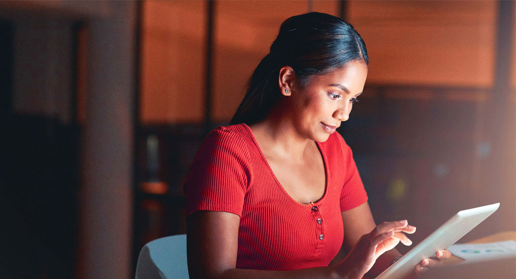 Women banking on tablet Women banking on tablet